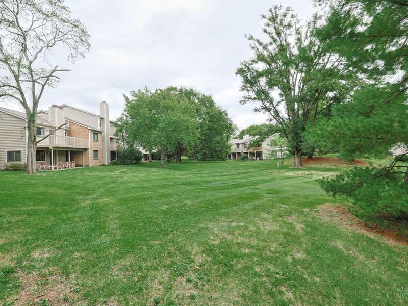 69 Evergreen Circle, Wyoming, OH 45215 Photo 44