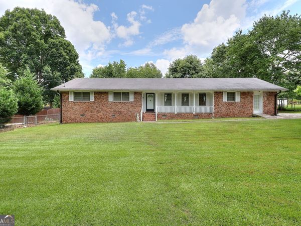 2221 Pinehurst Road, Snellville, GA 30078
