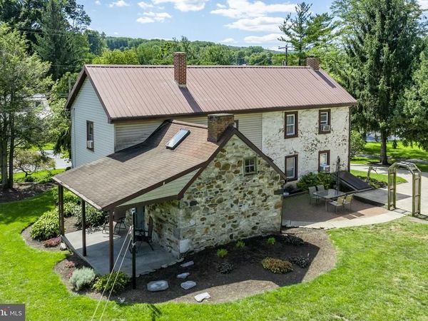 6380 DIVISION HIGHWAY , NARVON, PA 17555