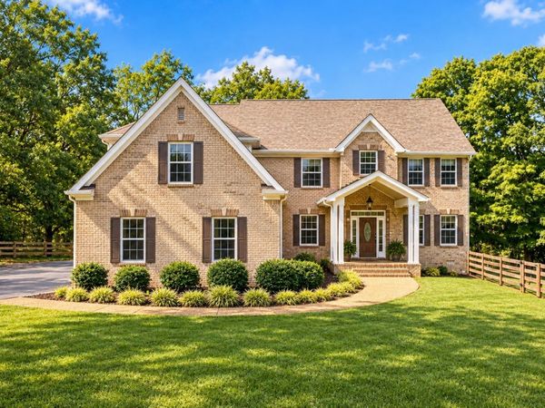 313 Burr Oak Ct , Spring Hill, TN 37174