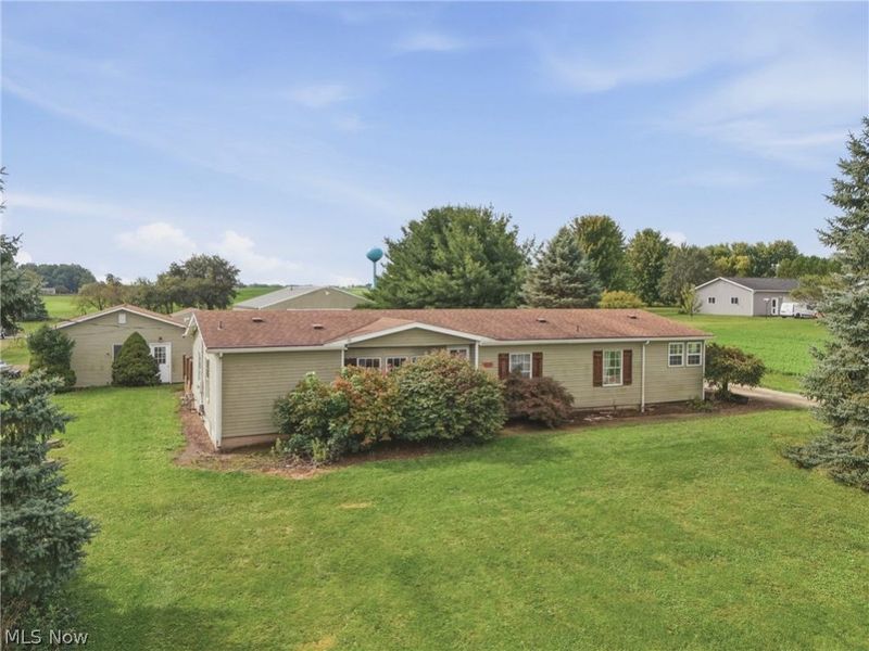 3839 E Sterling Road, Creston, OH 44217 Photo 2