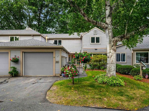 35 Walden Pond Drive, Nashua, NH 03064