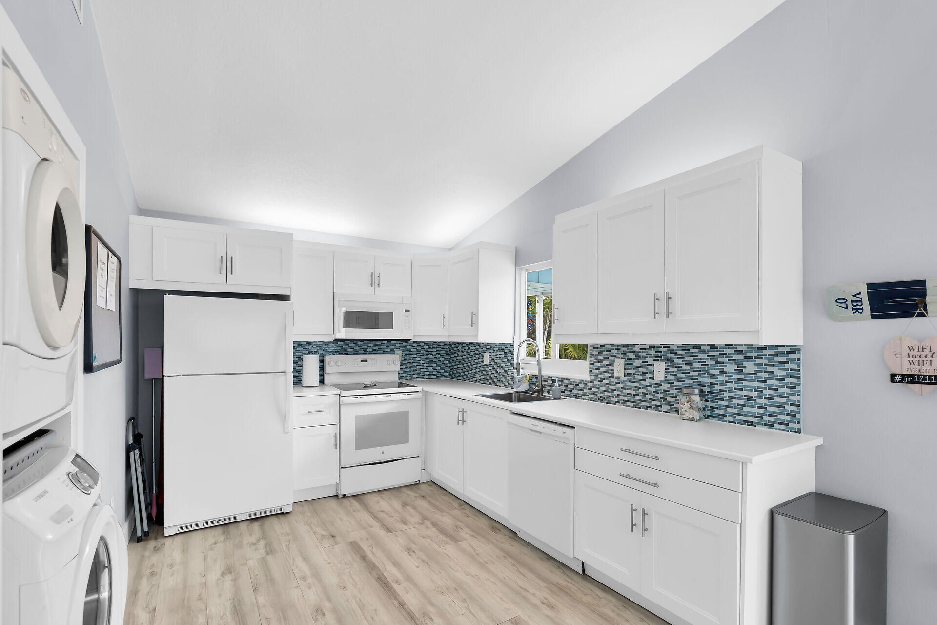 425 Mahogany Avenue, Key Largo, FL 33037 Photo