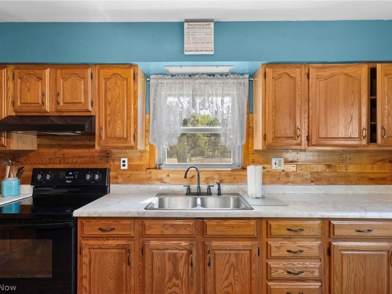84 Devore Street, Adena, OH 43901 Photo 7