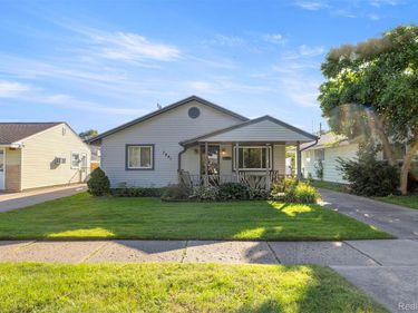 7841 Monroe Boulevard, Taylor, Mi 48180