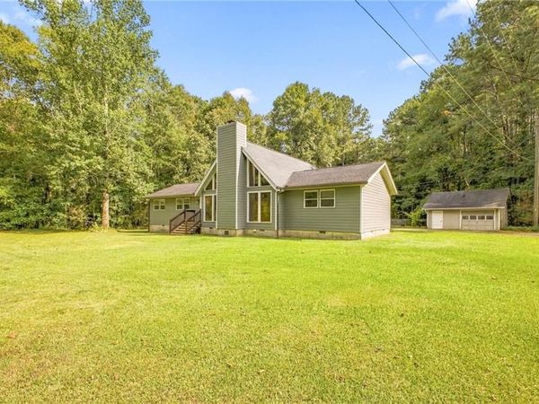 1124 New Rosedale Road , Armuchee, GA 30105