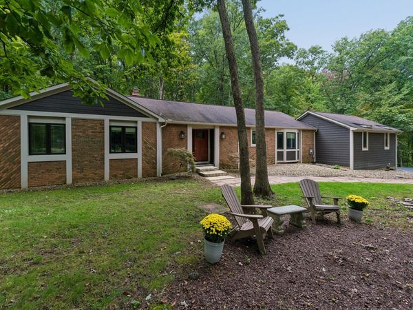 9430 Robinhood Circle, Westerville, OH 43082