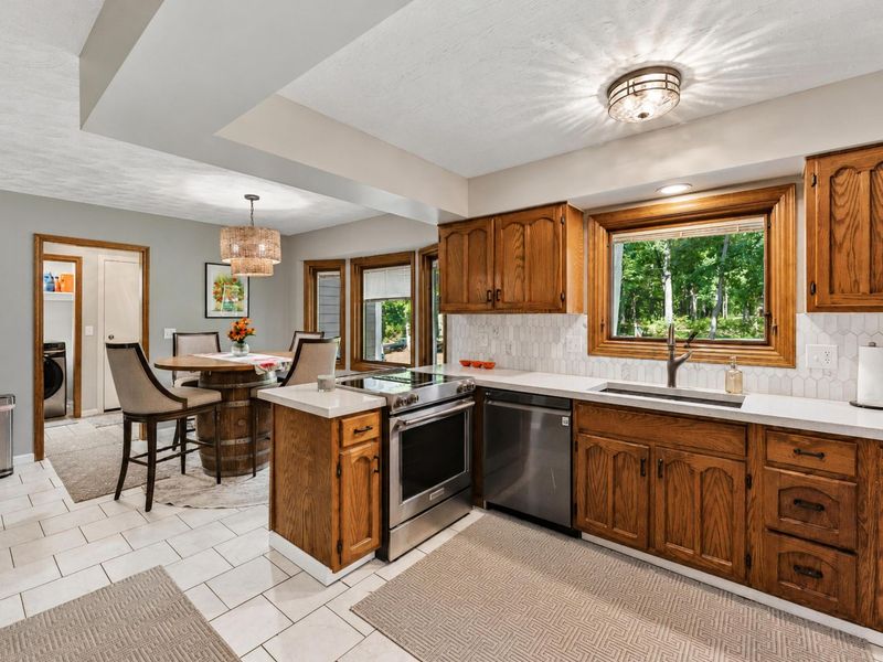 9430 Robinhood Circle, Westerville, OH 43082 Photo 23