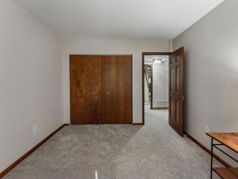 9430 Robinhood Circle, Westerville, OH 43082 Photo 47