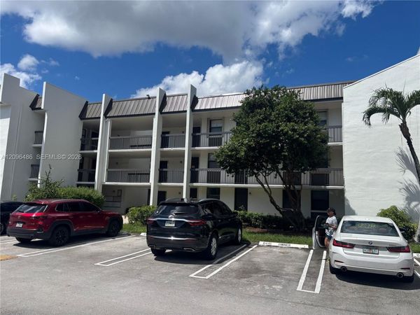 8441 Forest Hills Dr, Unit 203, Coral Springs, FL 33065