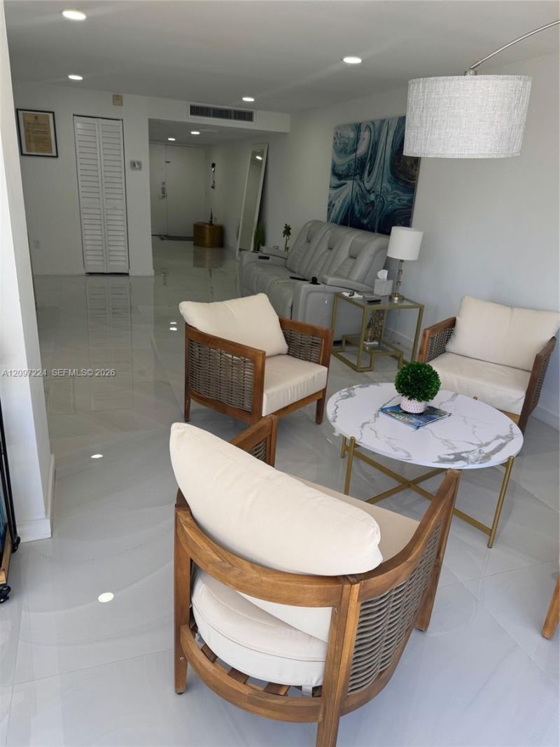 6423 Collins Ave, Unit 401, Miami Beach, FL 33141 Photo