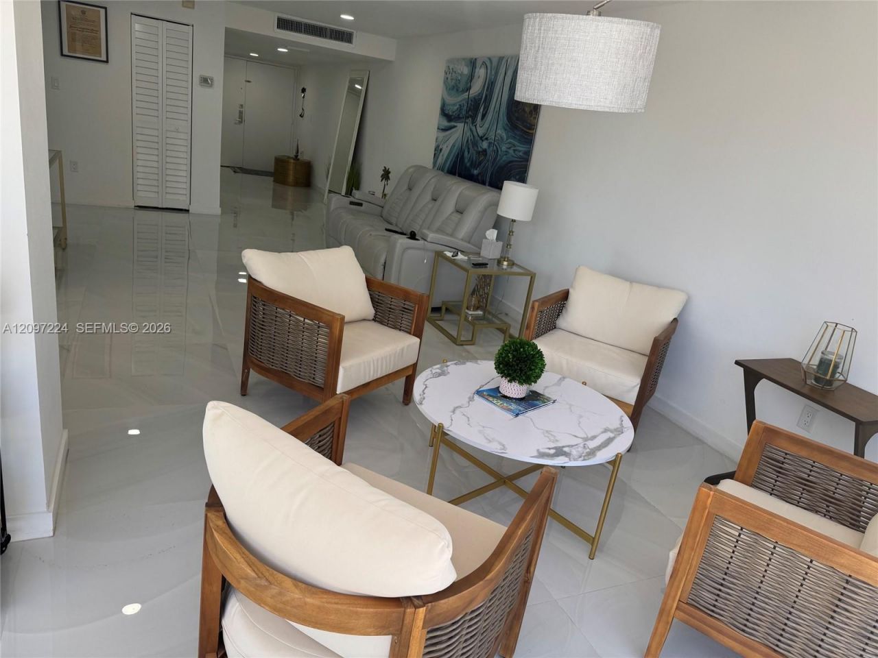 6423 Collins Ave, Unit 401, Miami Beach, FL 33141 Photo