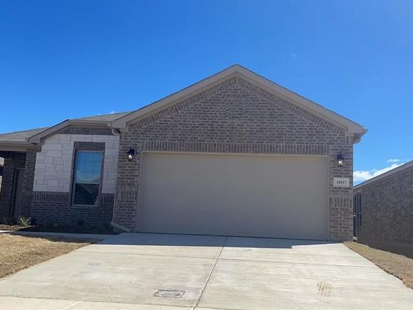 10517 Alpine Meadow Lane, Fort Worth, TX 76140