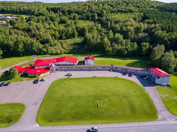 735 Main Street , Madawaska, ME 04756