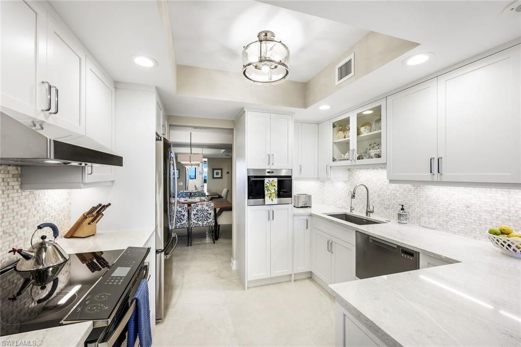 7225 Pelican Bay Blvd, Unit 604, Naples, FL 34108 Photo
