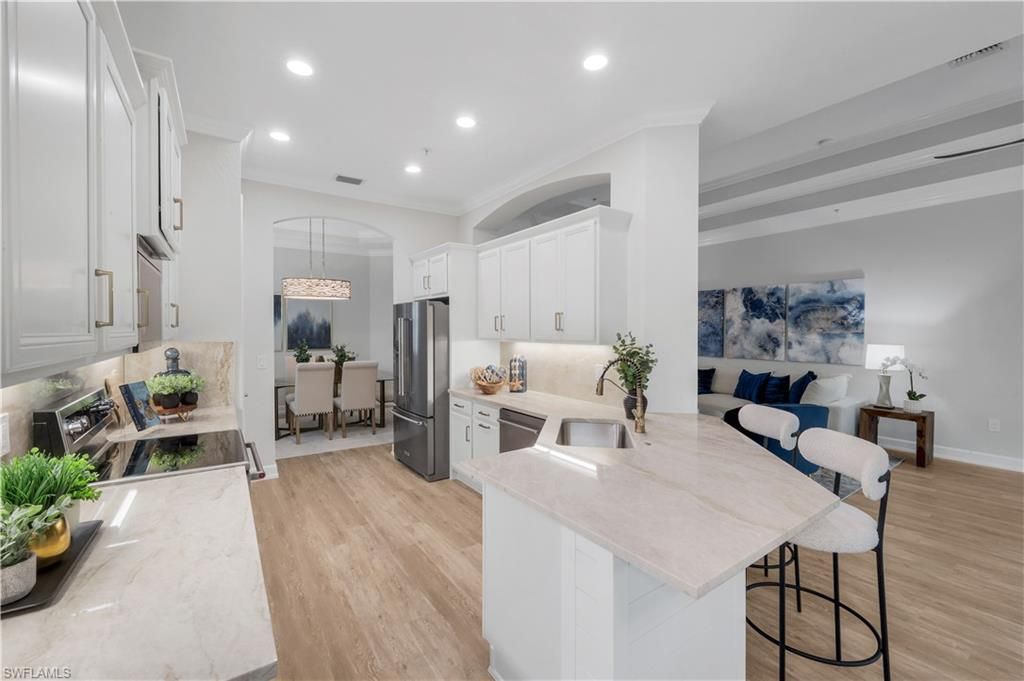 9520 Ironstone, Unit 202, Naples, FL 34120 Photo