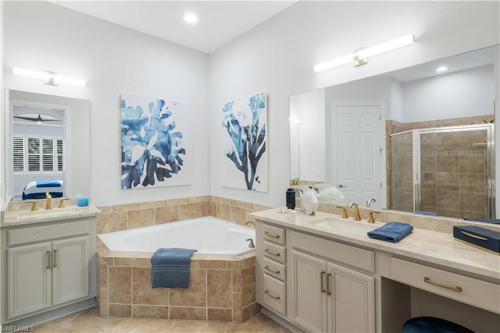 9520 Ironstone, Unit 202, Naples, FL 34120 Photo