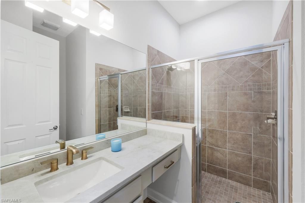 9520 Ironstone, Unit 202, Naples, FL 34120 Photo