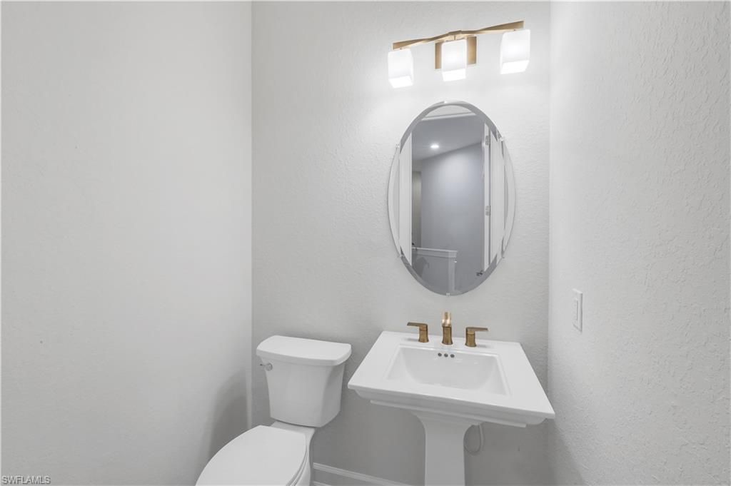 9520 Ironstone, Unit 202, Naples, FL 34120 Photo