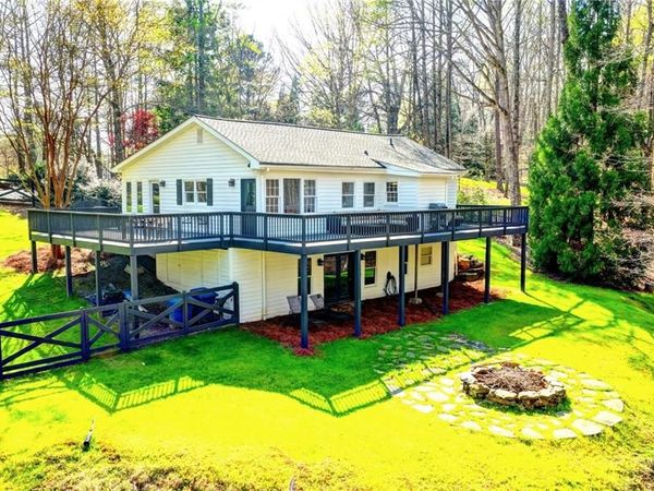 2435 Southers Circle , Suwanee, GA 30024