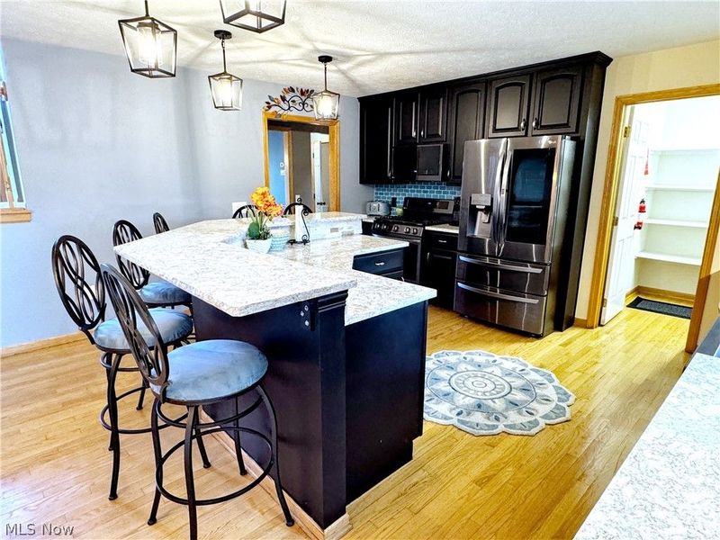 25137 Crosstie Trail, Columbia Station, OH 44028 Photo 11