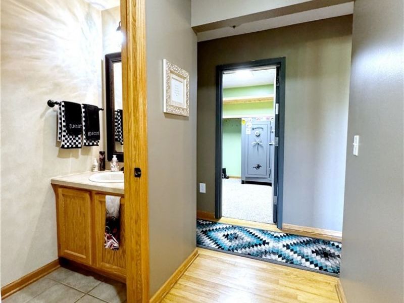 25137 Crosstie Trail, Columbia Station, OH 44028 Photo 32