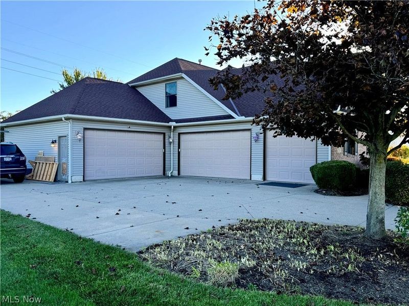 25137 Crosstie Trail, Columbia Station, OH 44028 Photo 42