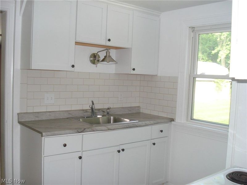 6659 Oakdale Road, Mentor, OH 44060 Photo 3