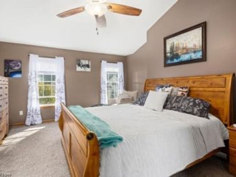 832 Queens Gate Way, Wadsworth, OH 44281 Photo 13