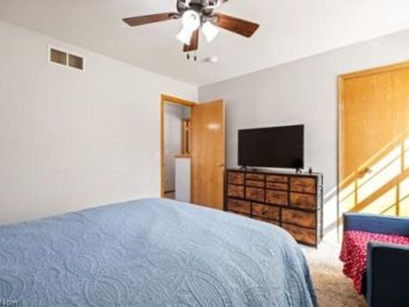 832 Queens Gate Way, Wadsworth, OH 44281 Photo 20
