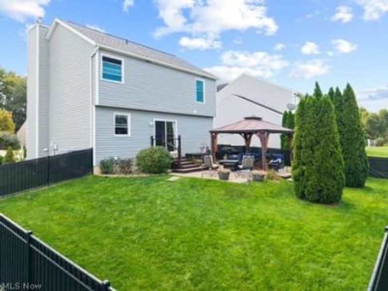 832 Queens Gate Way, Wadsworth, OH 44281 Photo 27