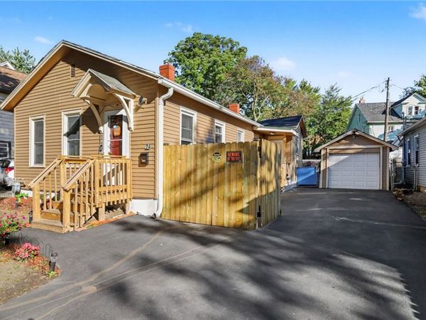 24 Bloss Street, Rochester, NY 14608