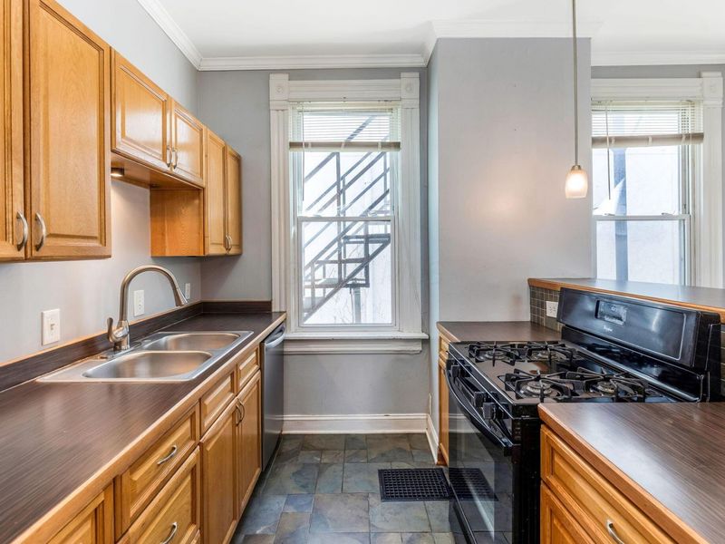 112 E Mithoff Street, Unit 112 1/2, Columbus, OH 43206 Photo 14