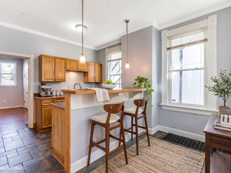112 E Mithoff Street, Unit 112 1/2, Columbus, OH 43206 Photo 3