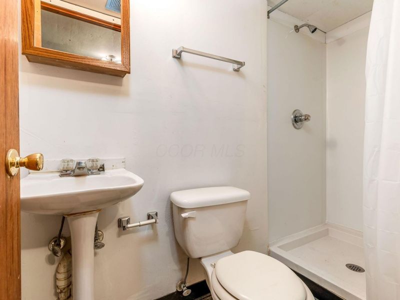 112 E Mithoff Street, Unit 112 1/2, Columbus, OH 43206 Photo 52