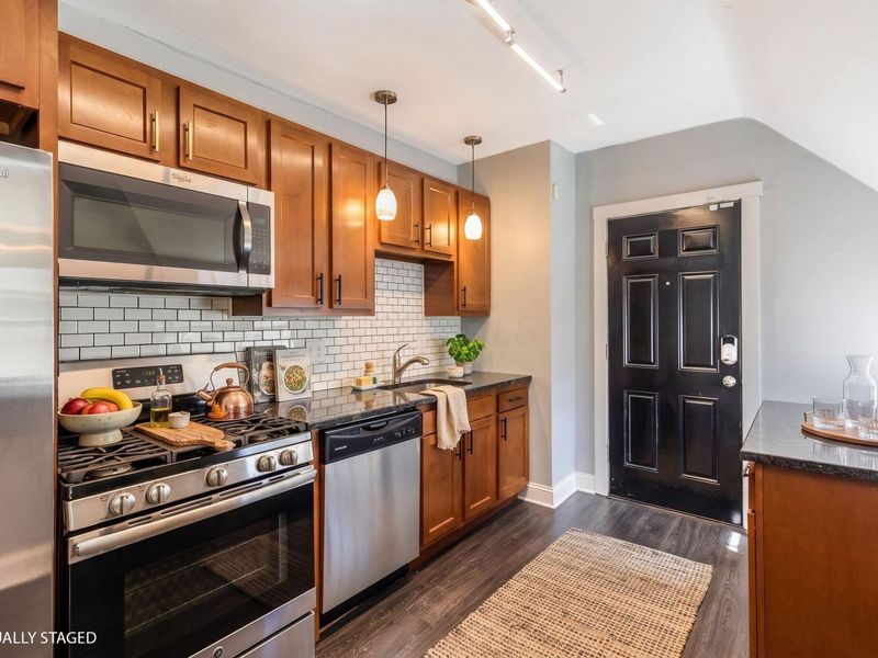 112 E Mithoff Street, Unit 112 1/2, Columbus, OH 43206 Photo 7