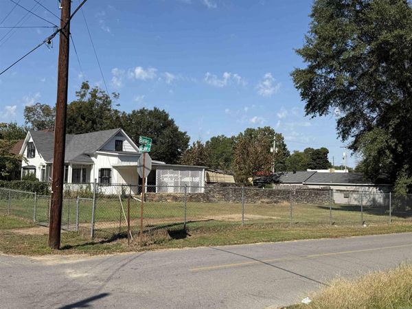 630 McBee Street , Malvern, AR 72104