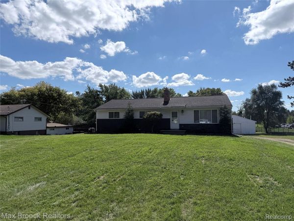 5444 Hearst Road , Shelby Township, Mi 48317