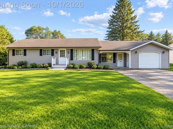 2700 W Walton Boulevard , Waterford Township, Mi 48329