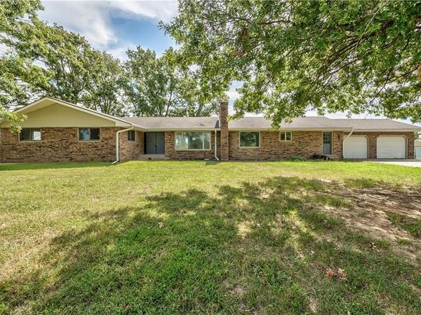 2333 NE County Road, Butler, MO 64730