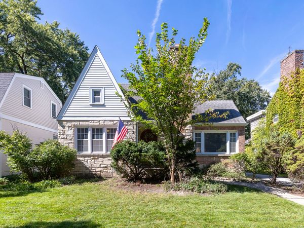 1032 Vernon Avenue , Park Ridge, IL 60068