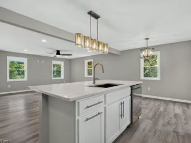 16940 Thompson Road, Thompson, OH 44086 Photo 13