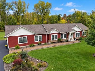 114 Duerr Road , Liverpool, NY 13090