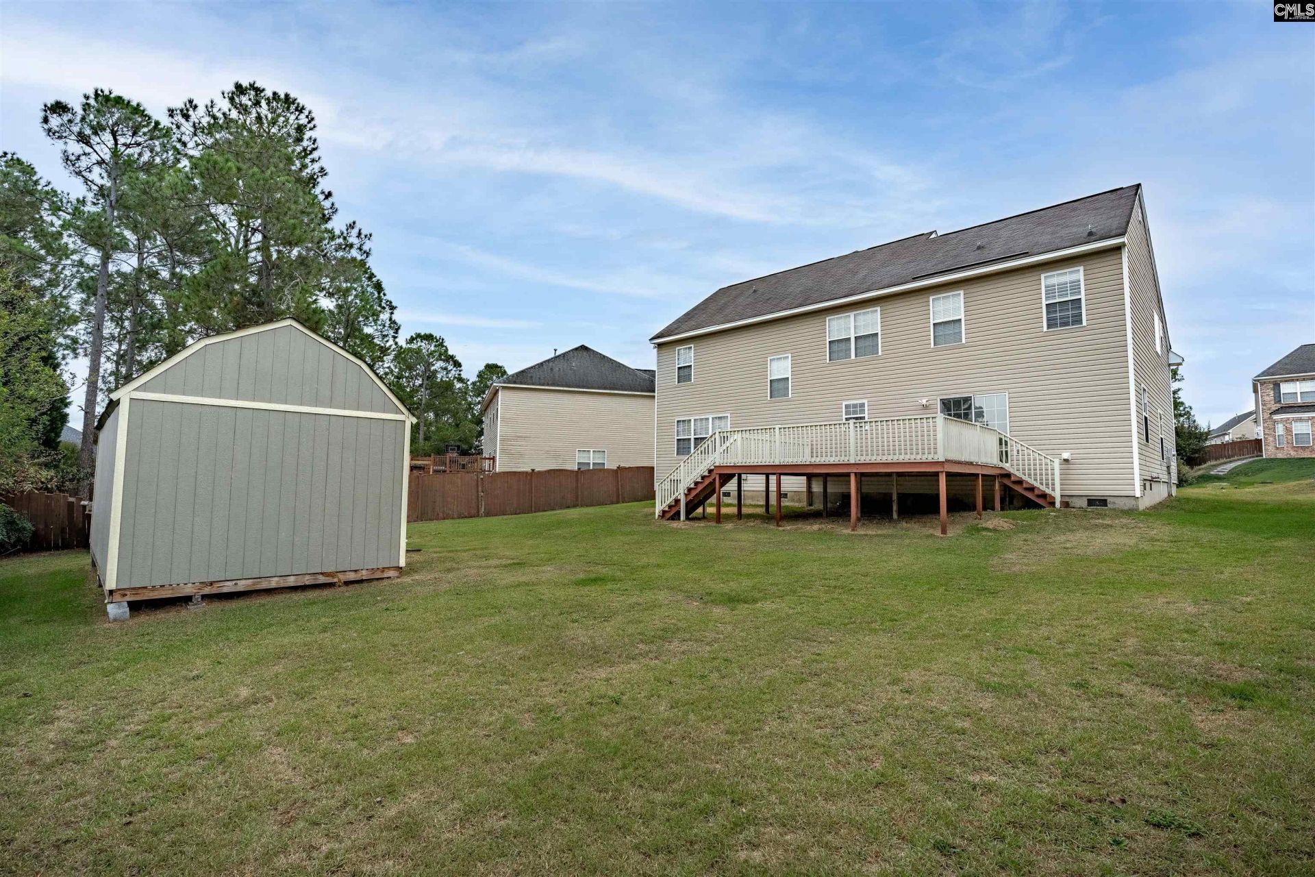 137 Cotoneaster Drive  Photo 34