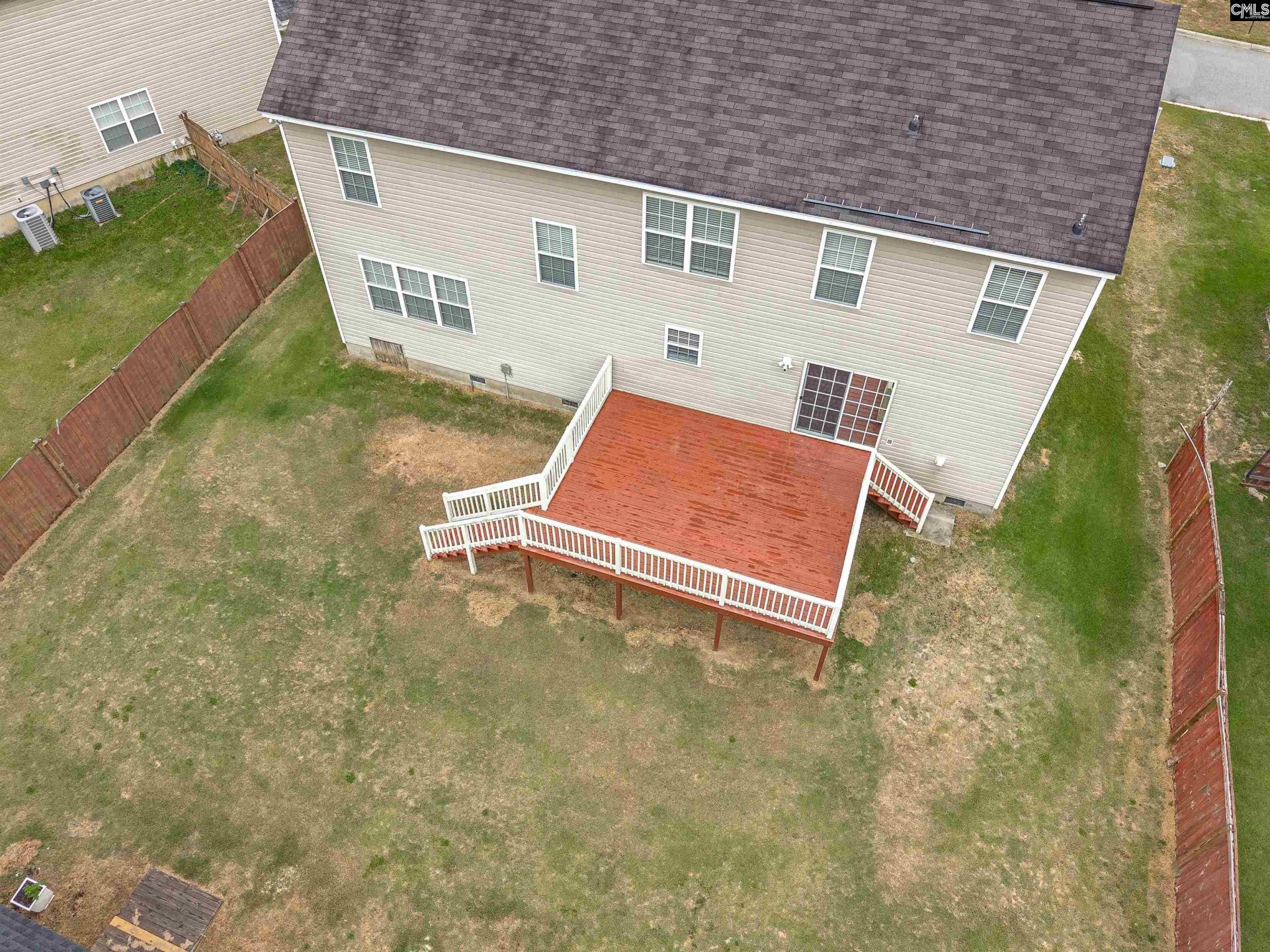 137 Cotoneaster Drive  Photo 36