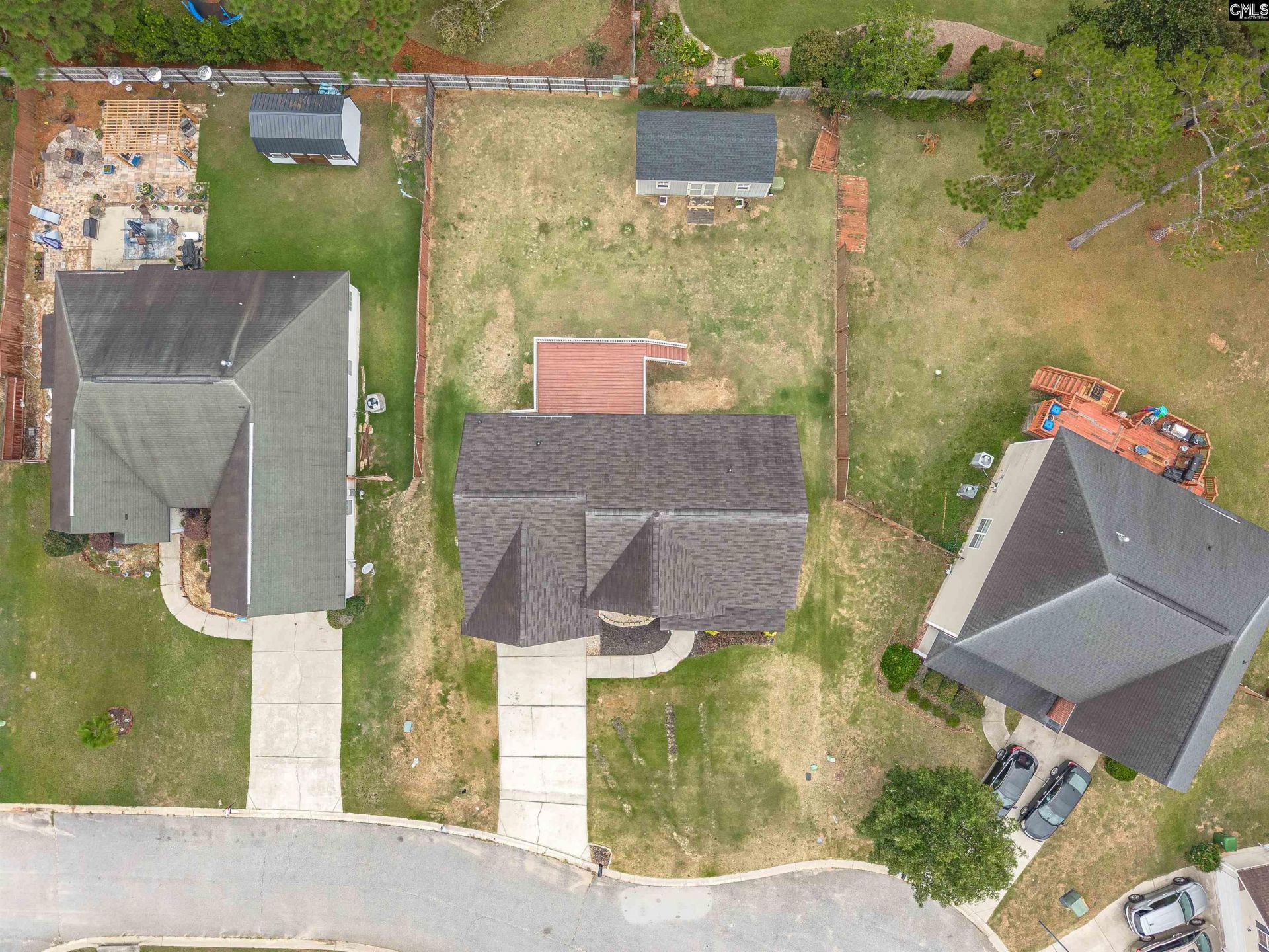 137 Cotoneaster Drive  Photo 37