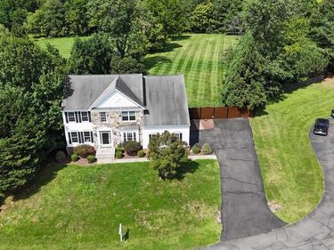 11489 POTOMAC HEIGHTS LANE, LOVETTSVILLE, VA 20180