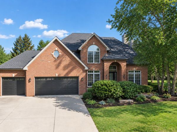2211 Joyce Lane, Naperville, IL 60564