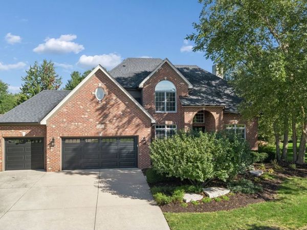 2211 Joyce Lane, Naperville, IL 60564