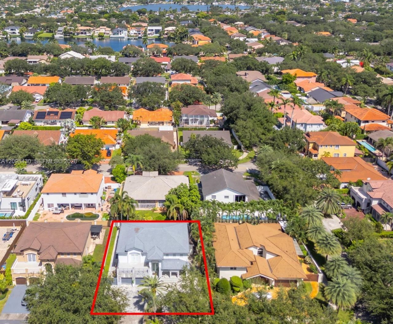 8441 NW 163rd Ter, Miami Lakes, FL 33016 Photo